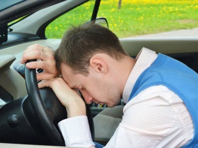 Водители, которые храпят во сне, чаще других попадают в ДТП