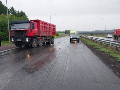 В Башкирии после столкновения с грузовиком погиб водитель мопеда