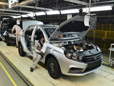 Производство автомобилей Lada Vesta приостановлено