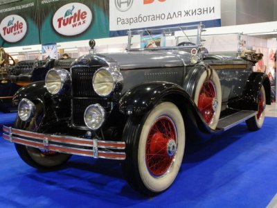 В России старый «Кадиллак» продают более чем за 110 миллионов