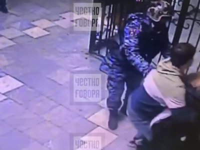 «Она напала на детей»: супруга экс-хоккеиста СЮ рассказала, почему угрожала соседке