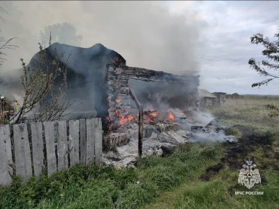 В Башкирии мужчина-инвалид не смог выбраться из горящего дома и погиб